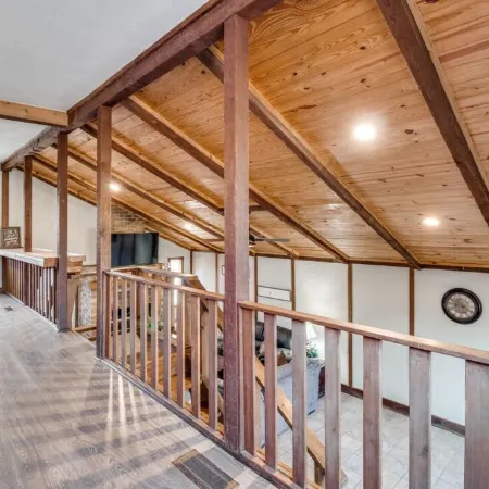 The Barrel House on Lake Texoma