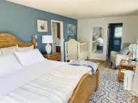 Premier Waterfront Home Downtown Sister Bay Hotels in Sister Bay