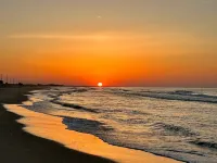 Great Rate/Pet Friendly/Panoramic view of the sound, walk to the beach.