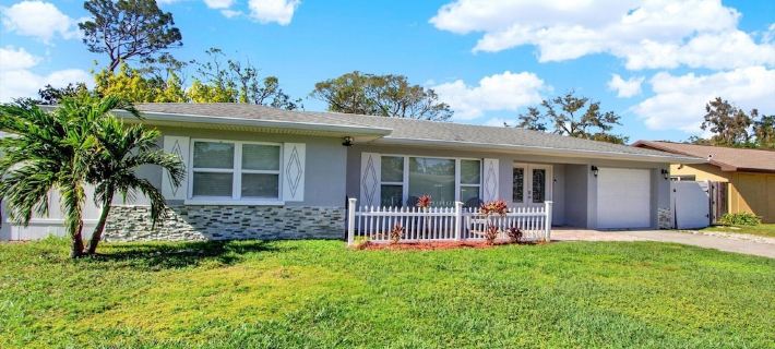 4BR/3BR - Spacious Home 4 Minutes From Beach Ξενοδοχεία στην πόλη Largo