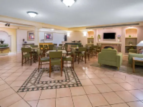 Days Inn by Wyndham San Diego Vista Hotels in Vista