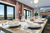 Luxury Retreat | 5 Mins to Slopes, Dome, Spa & Breathtaking Views, Sleeps20 - 4-Star