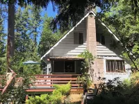 Rustic Sierra Cabin with Hiking Trail and Kids Room - Perfect Family Getaway!