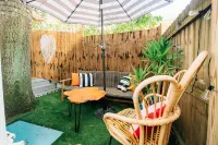 Fall Deals the Twisted Tulip, a Curious Stay