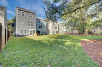 Sept Sale! 15 Min to Downtown-Large Home 5 Min from Park Circle! Pet Friendly