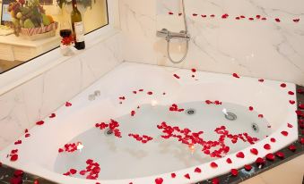 Home Cau Giay Hotel