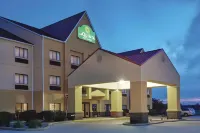 LaQuinta Suites by Wyndham South Bend Notre Dame Area 클레이 타운쉽 호텔