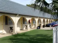 Sunshine Coast Airport Motel Hotels in Marcoola