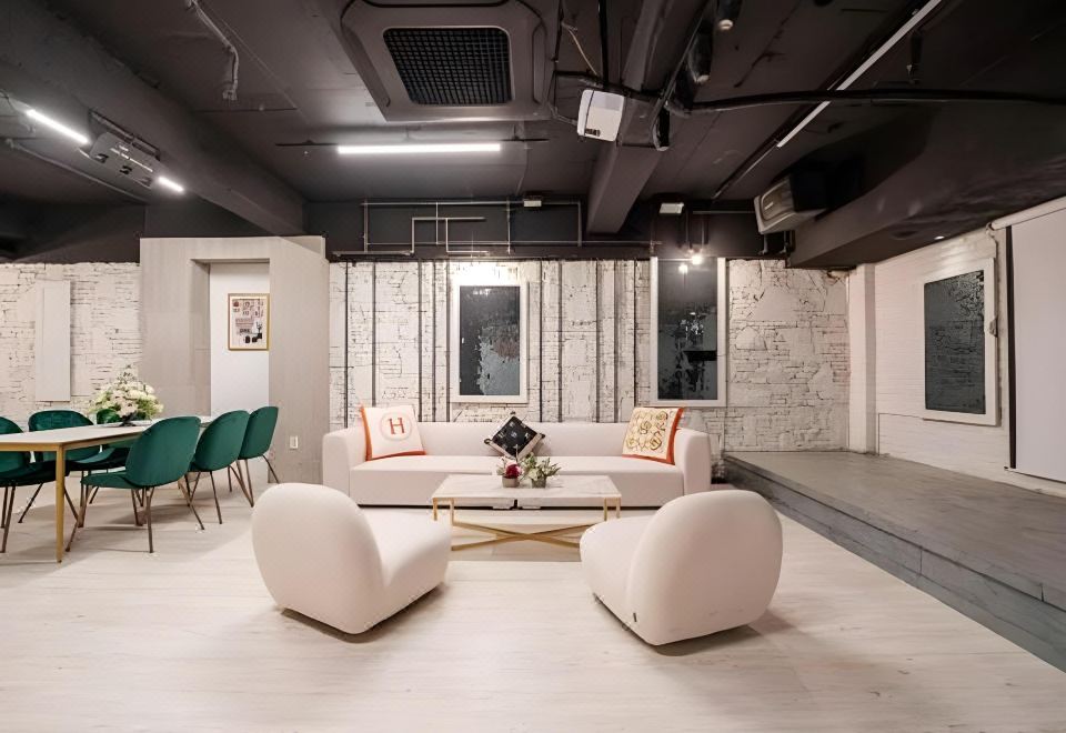 5. 호텔27 동대문..