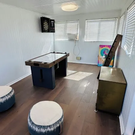 Luxury Villa in Belmont Shores 4 Bedrooms 3 Bath
