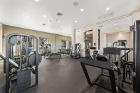 5 minutes from six flags , close to shopping center 2 beds 2 bath private