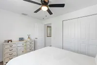 Gorgeous relaxing 2BD Near Ft. Myers Beach