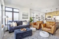 Penthouse with Private Hot Tub and Great Views