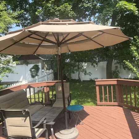Gorgeous Home in Waltham quiet, family-friendly neighborhood, 2 free parking!