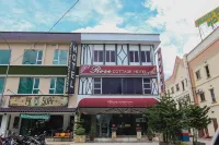 巴爾斯里阿樂姆玫瑰別墅飯店 貢貢碼頭附近的飯店