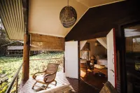 The Boathouses at Leaves & Fishes Hotel di Lovedale