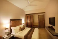 Abbott Hotel Hotels in Thane