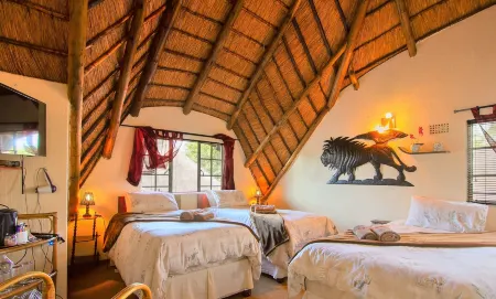 All over Africa Guest House Отели рядом с достопримечательностью «Terminal 1 of O. R. Tambo International Airport»