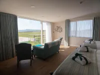 Luxury Villa Six Suites Private Path to Sea Các khách sạn ở 