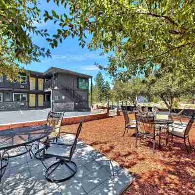 太浩湖祕密旅館 Hotel Exterior