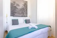 Le Rive Neuve Standing Vieux-Port - Appartement 1 Chambre 4 Pers Vue Mer Clim Hotels in 7th arrondissement of Marseille