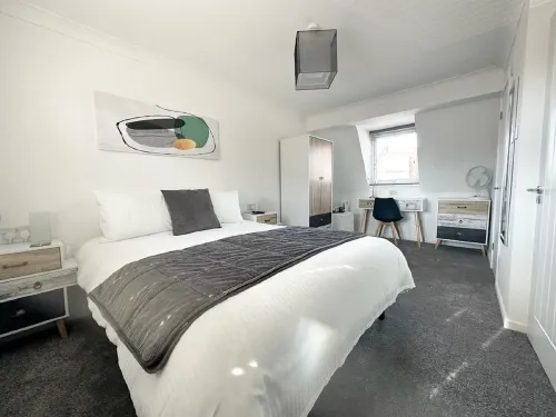 Anchorage Hotels in Poole