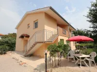 Apartment in Šilo Near Sea Beach Hotels in Dobrinj