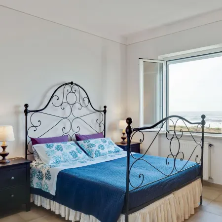 Amazing Holiday Home Near Pet Friendly Beach