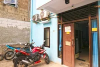 Kabin Kapsul Kayu Jati V Jakarta - Male Only