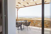 Kouros Blanc Resort & Suites - Romantic