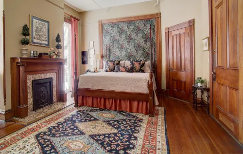Forsyth Park Inn - Bed and Breakfasts