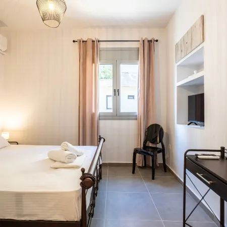 Filiatra Charming Urban Escape Your Cozy Retreat