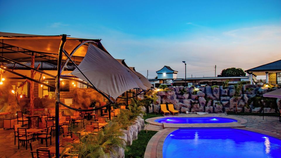 Avian Court Hotel