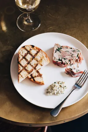 Naughtons Hotel Отели рядом с достопримечательностью «Университет Мельбурн»