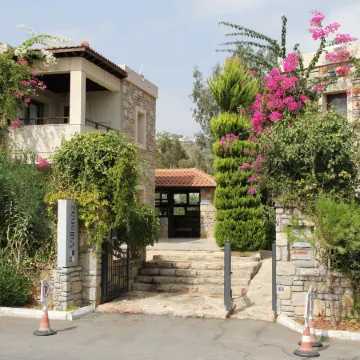 Villanaz Apart Hotel