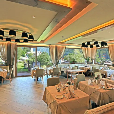 Hotel Cesa Tyrol