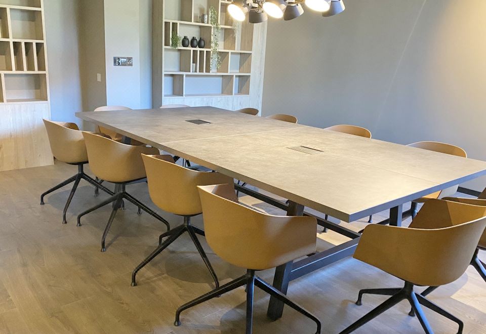 5. 에어포트 호텔 ..