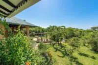 Tombo House Hotels in 