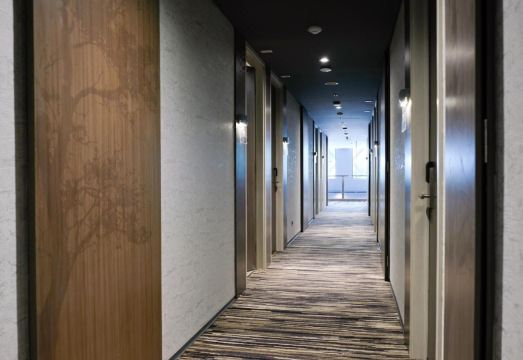 4. 스탠리 와히드 ..