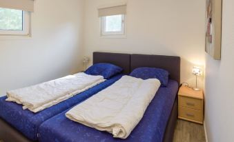 Luxurious, 2 Bathroom Holiday Home, 1,5 km from the Beach