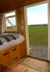 The Shearer's Hut, Sleeps 2, Wood Burner, Fire Pit Hotels in Llandybïe
