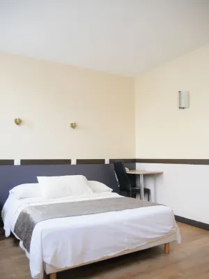 Hotel des Bains à 10 Min de Paris Hotels in Créteil