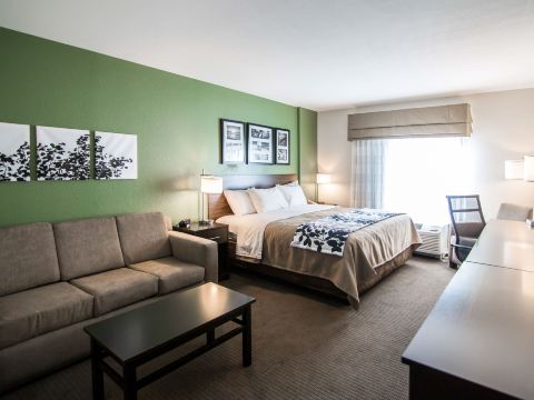 Sleep Inn & Suites Garden City