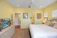 ذا شور هاوس Hotels near Frank Pate Park