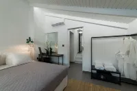 Sir Athens Hotels in 