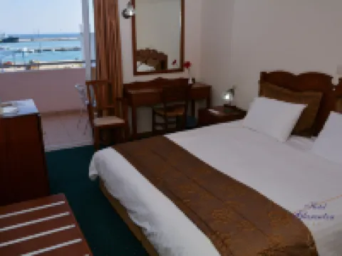 Glarentza Hotels in Kyllini