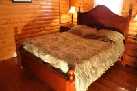 Burnt Cape Cabins Hotels in Raleigh
