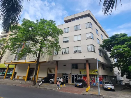 302 Moderno Aparta-Suite en Versalles Tipo Loft - Cali Tower Suites & Lofts Отели рядом с достопримечательностью «Cali Zoo»