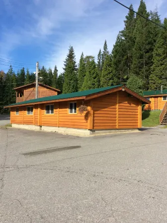 Kitimat Lodge Отели в г. Китимат