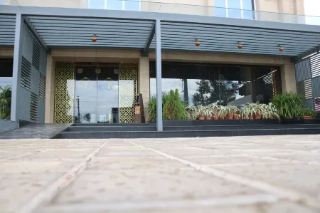 Hotel Park Elite Отели в г. Кришна